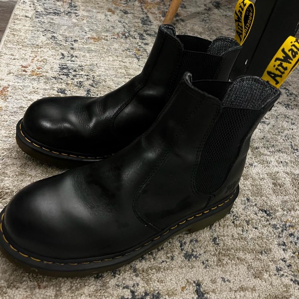 Dr. Martens AirWair Slip Resistant Leather Chelsea Boots Steel Toe: Like New!